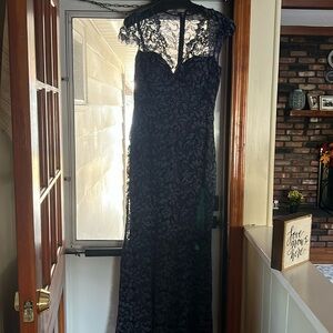 Beautiful navy blue gown. Lace design